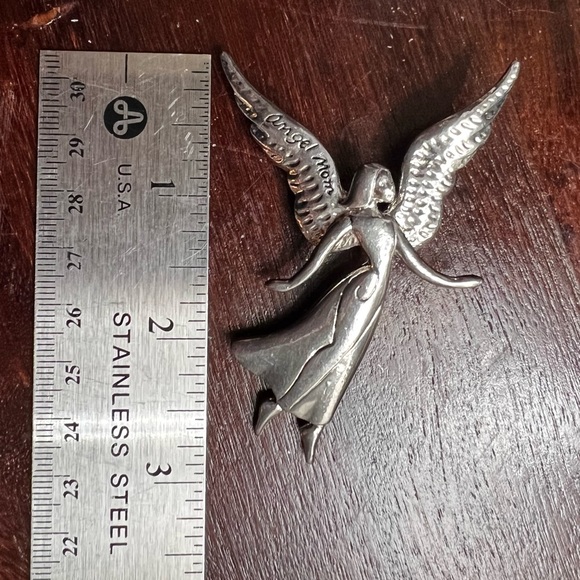 (3) Vintage Jane Angel Pin’s, Signed, AOL 1994 - Picture 5 of 14